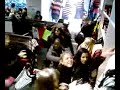 Ouverture agitée d'un H M à Toulouse.