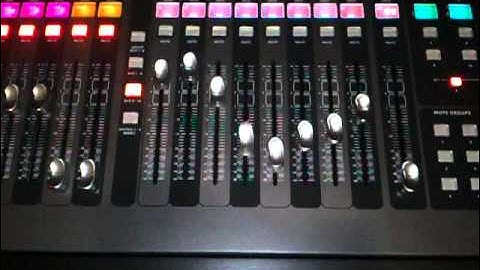 Behringer X32 Freestyle Faders