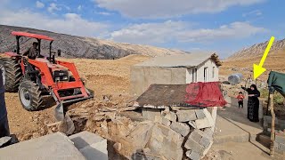 Download Lagu The destruction of a widowed mother's house: bulldozers and the pain of losing memories 🏚️💔🚜 MP3 Download Lagu The destruction of a widowed mother's house: bulldozers and the pain of losing memories 🏚️💔🚜 MP3