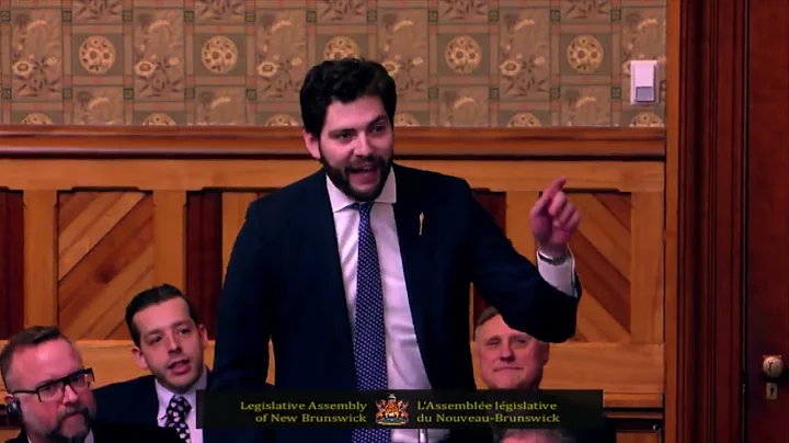 No Answers! Bill Hogan attempts to question the smug and dismissive Holt Government