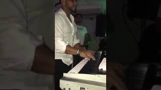 Video thumbnail of "Dandy Anderson y Bonny Cepeda - Votao de piano en merengue"