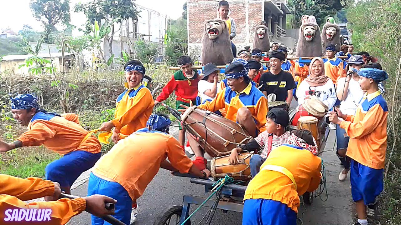 Menurugtug Dan Memudun || Singa Depok || SADULUR