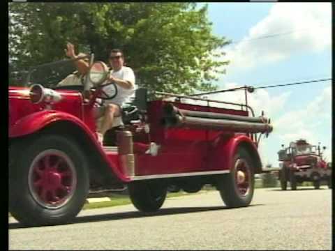 Series #27 Program #2 FlyIn CruiseIn Video Magazine We attend a Vintage Fire Truck Muster & Parade in Gas City, Indiana. See Antique & Classic Fire Trucks parade through Gas City, Indiana. For more informatio click on: www.pppsi.org Produced by: Inge Harte - Ray Johnson www.FlyInCruiseIn.com