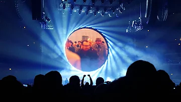 David Gilmour "Us and Them" Live 4/4/16 Chicago IL at the United Center