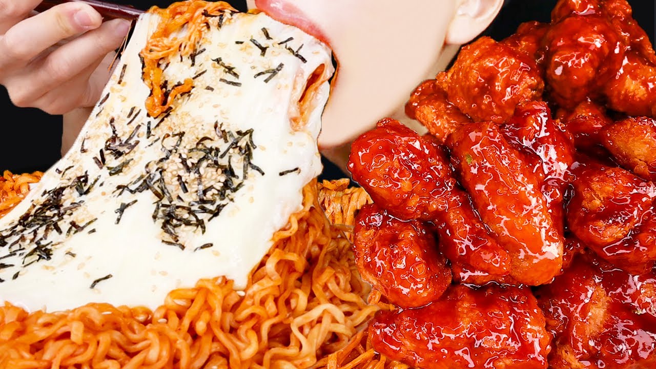 ASMR CHEESY FIRE NOODLES FRIED CHICKEN SPICY MUKBANG 양념치킨 불닭볶음면 먹방チキン プルダックポックンミョン 咀嚼音 EATING SOUNDS