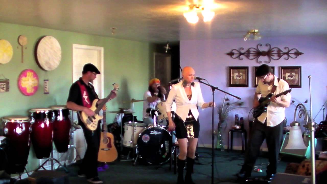 Me Mama Jama ~ an Original Song by Dreamscape Divers