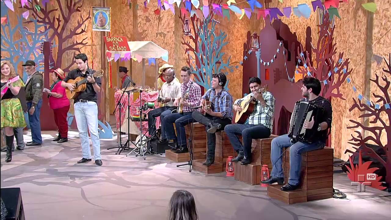 Festa na Roça, Feijão Queimado e Xote das Meninas, por Mariângela Zan