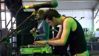 TWO DOOR CINEMA CLUB - You're Not Stubborn @ Coachella 2011