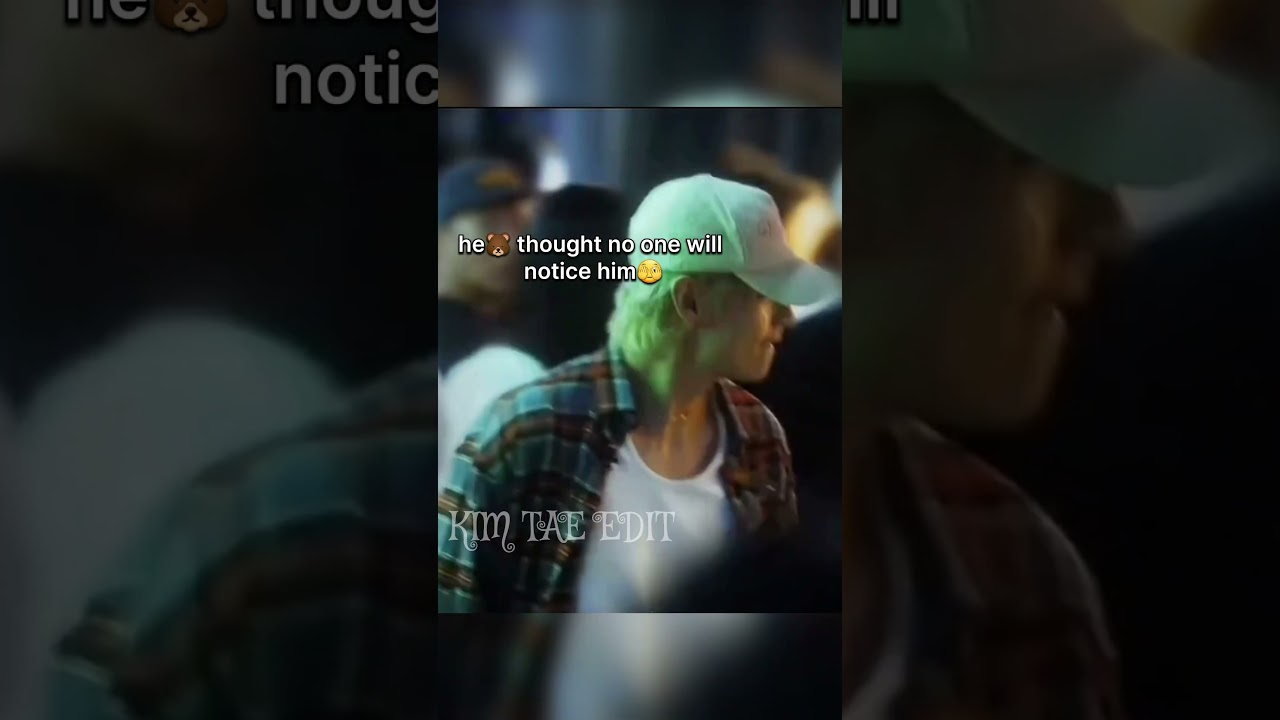 Taehyung🐻 reaction😍 when army girl recognize him on street🥰💜