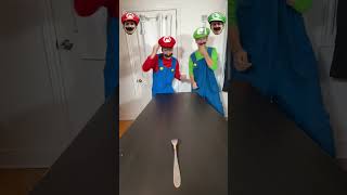 Mario VS Luigi Short Minigame - Coin Roll Trickshot