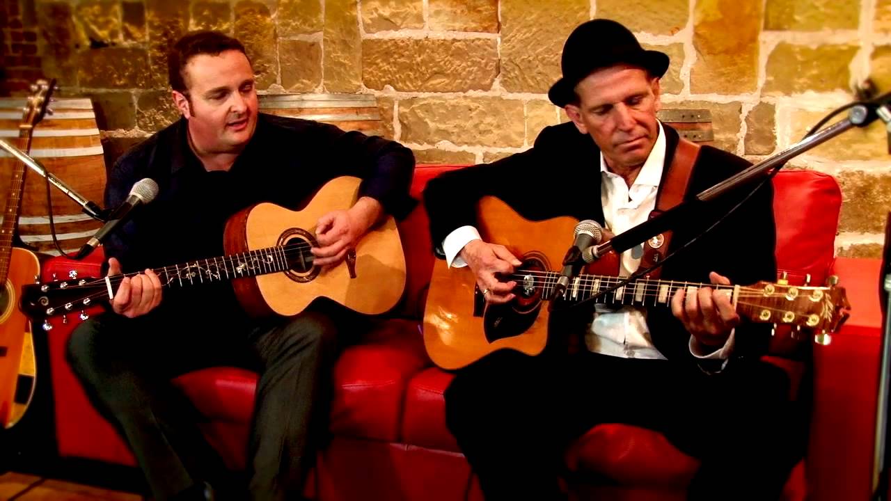 Smile Acoostic Moose - Hunter Valley Wedding Entertainment