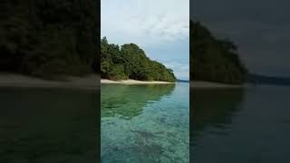 Raja ampat mansuar island Suasana di pagi hari