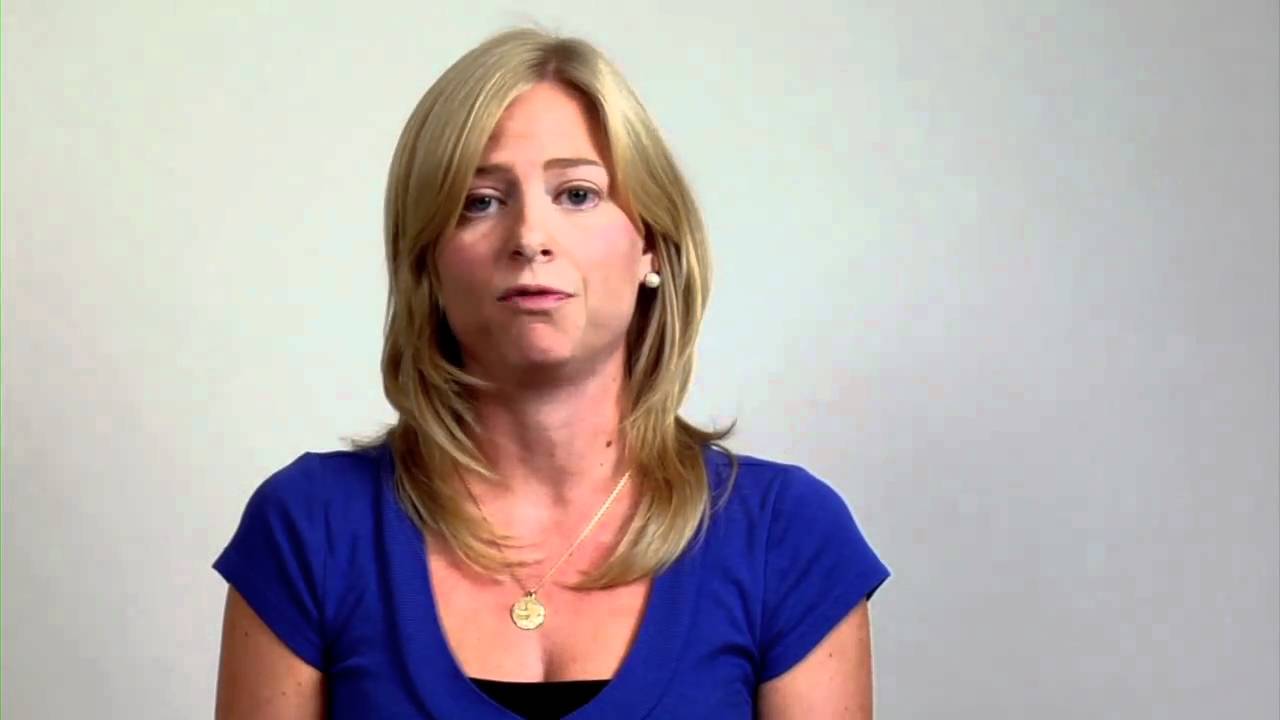 Julia, Lead Consultant