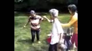 Video Ketiku Ibunda Dan Keluarga Mandi Disungai