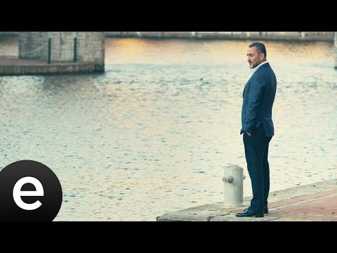 Fatih Aydın - Unutulmuş Şarkılar Gibi - Official Video #45likşarkılar #fatihaydın - Esen Müzik