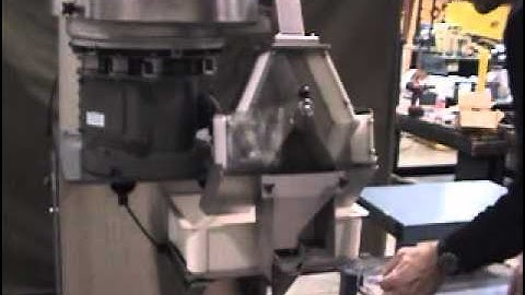 HandFeed Clamshell Station