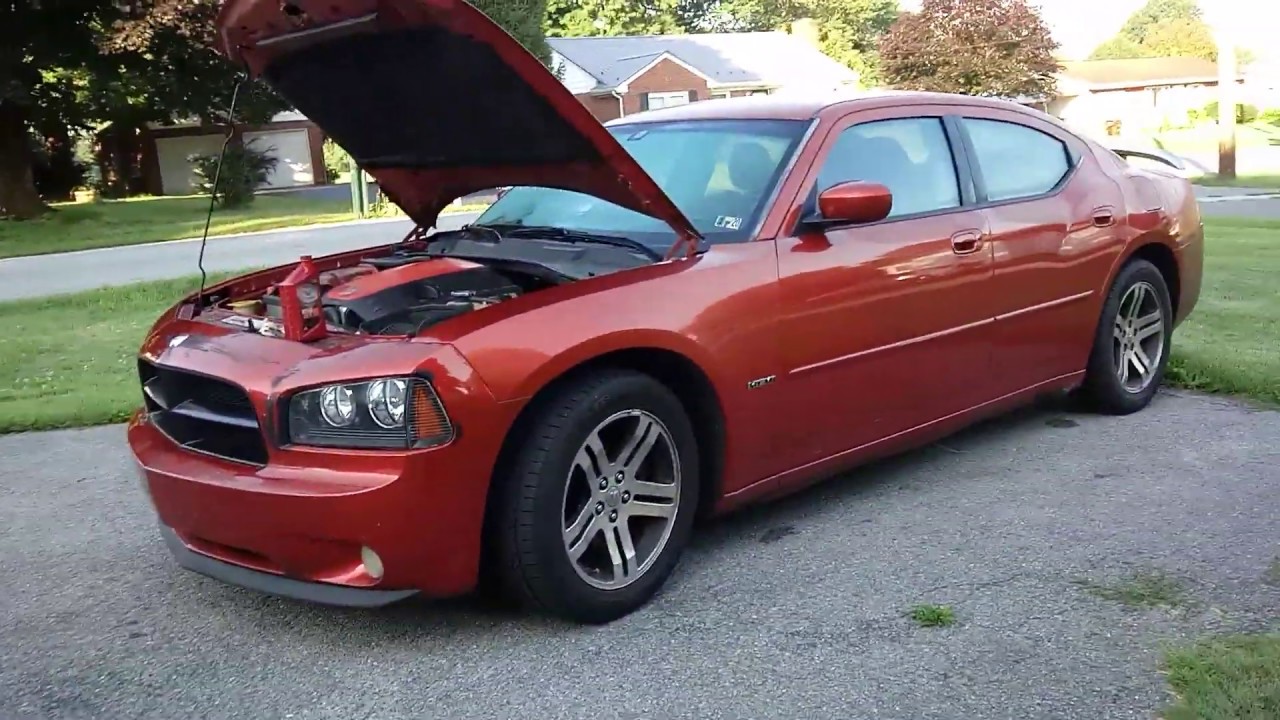 Dodge Charger 2006 fluid check - YouTube