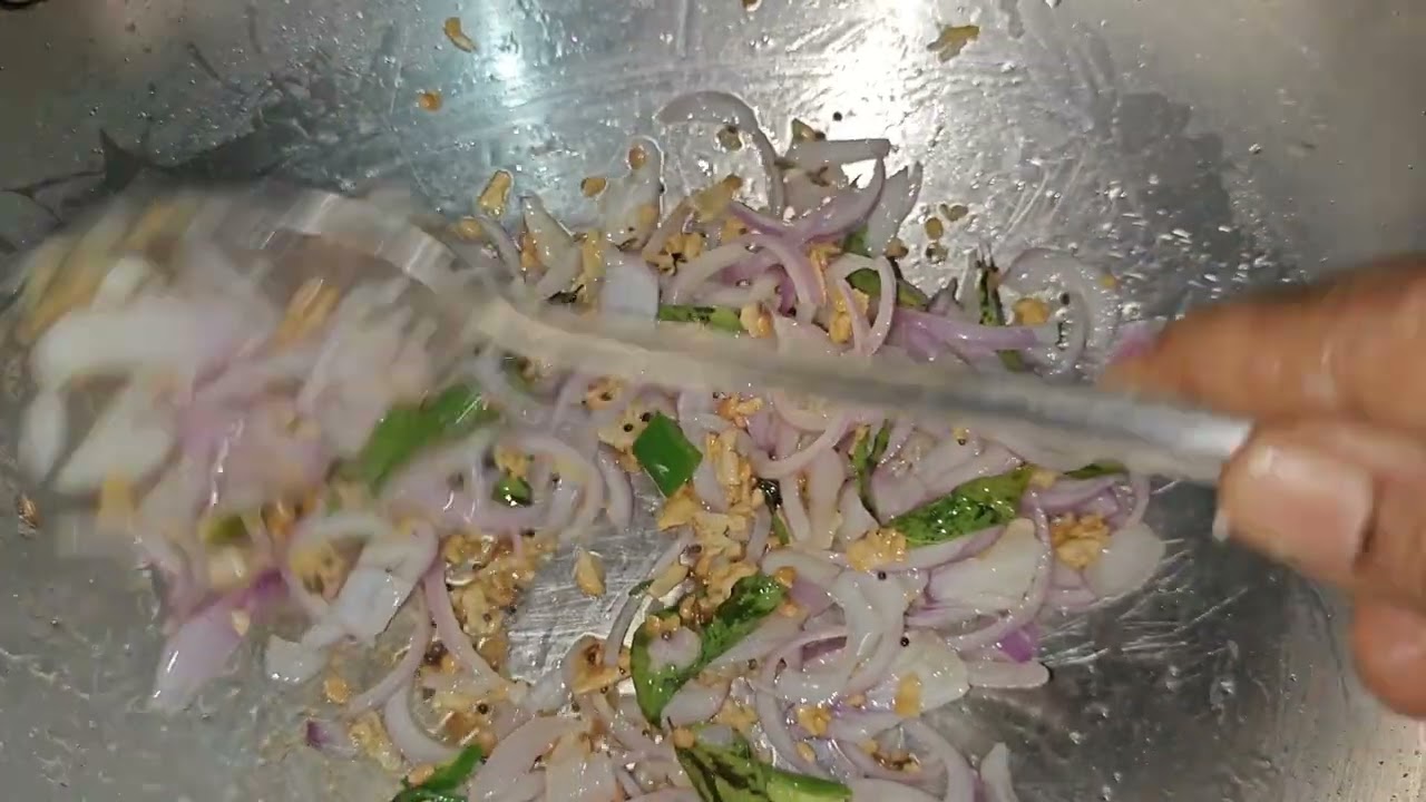 నోటికి ఏమి తిన బుద్ధి కానప్పుడు ఇలా కారం కారం గా వెల్లుల్లి కారం అన్నం 👌👌👌😋😋