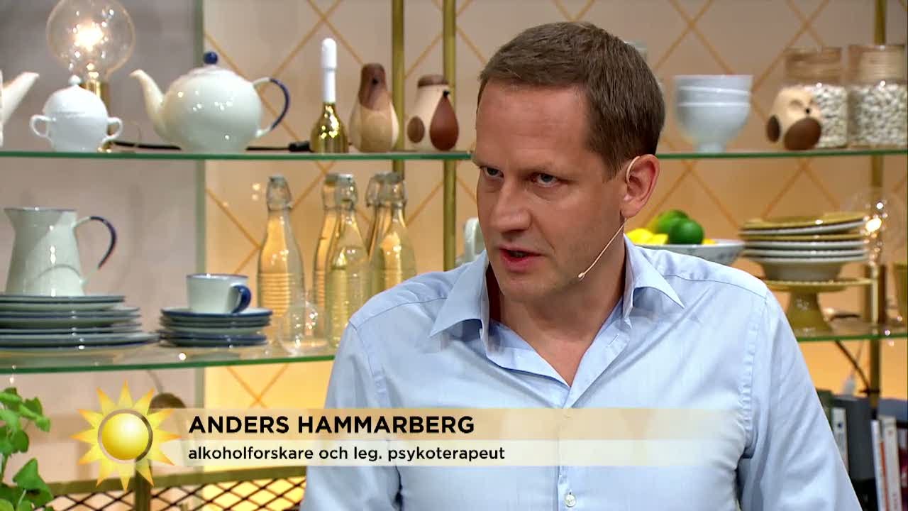 Så trappar du ner på drickandet - Nyhetsmorgon (TV4) - YouTube