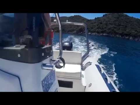 Argentario…velocità folle con gommone 5 metri e motore Mercury 40