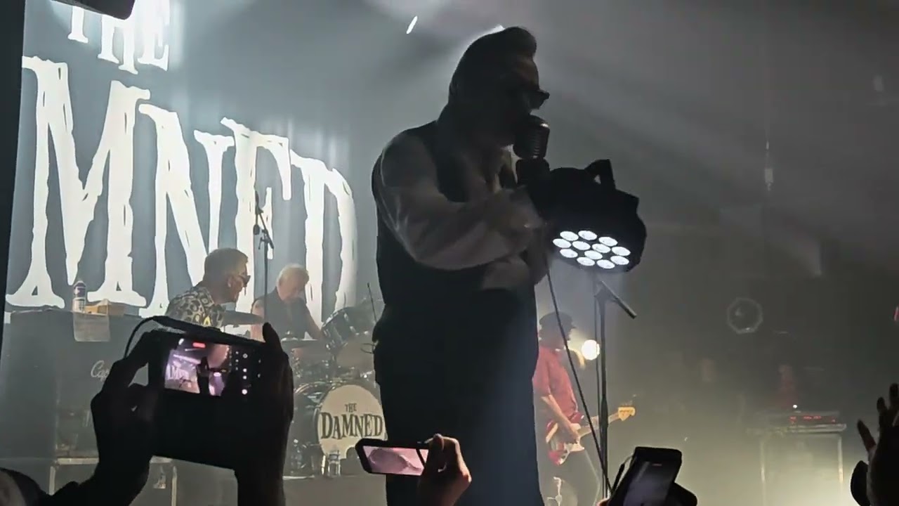 The Damned - I Feel Alright - Paris - 01/02/2026