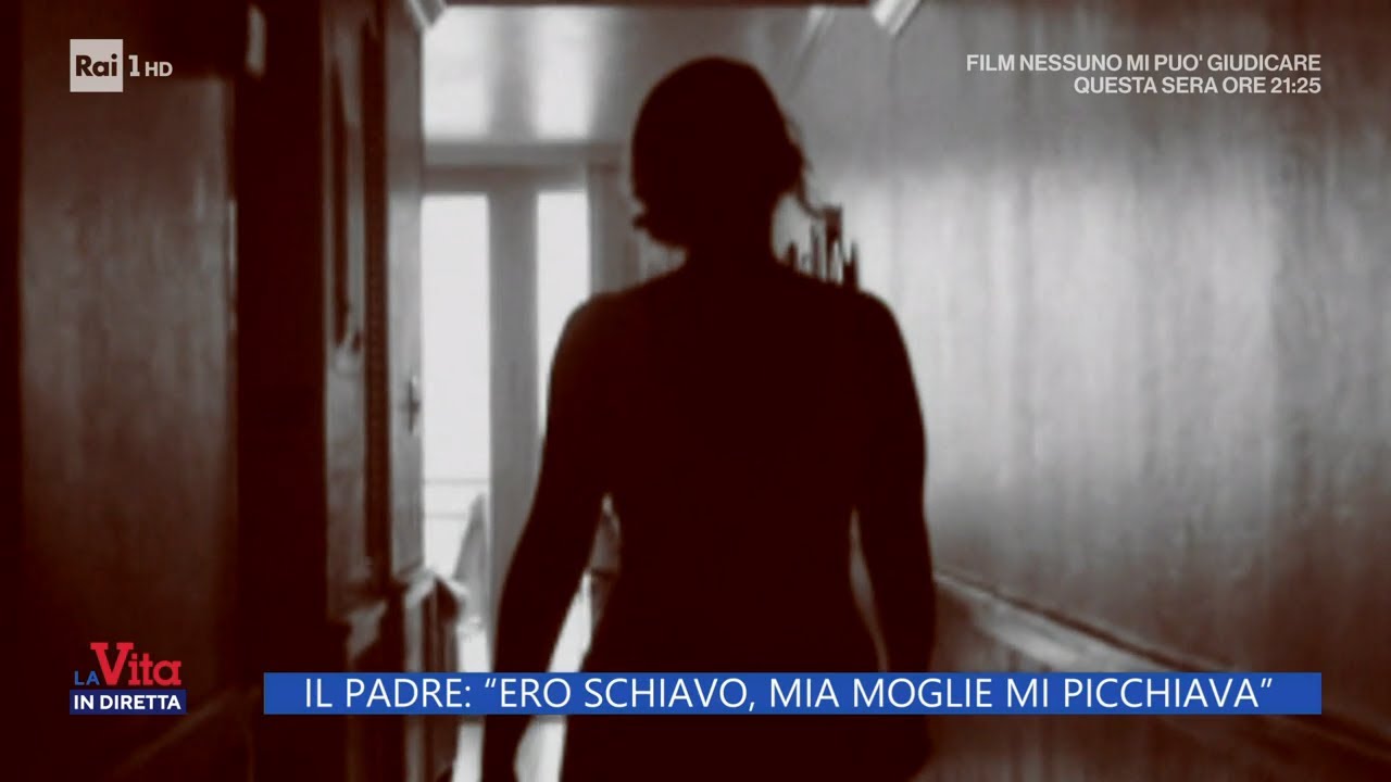 Segregata in casa, genitori indagati per tortura - La Vita in diretta 06/09/2022