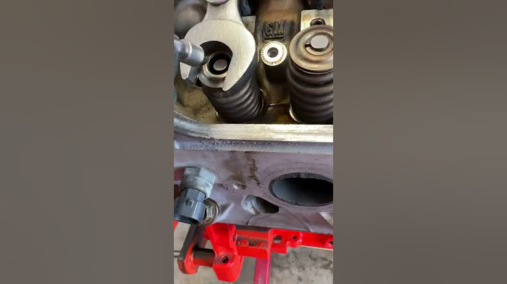 Valve spring replacement tool DIY. Change valve springs without special tool. #ls #camswap #btr