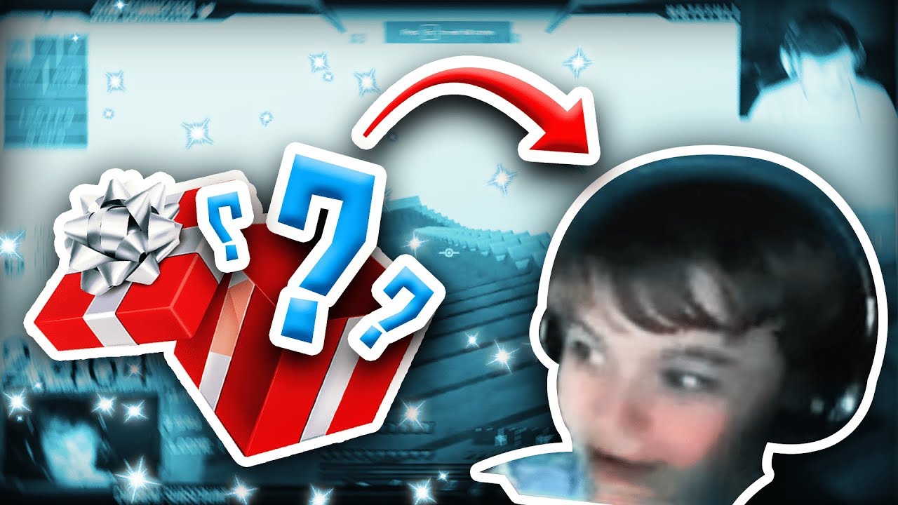 SURPRISING YOUNG MINECRAFT STREAMER WITH DONATIONS AND A SPECIAL GIFT.. **BEST REACTION**