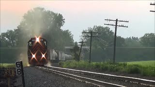 Notch 8 at MP 68 W&LE 3102 leads SD40-2 4pac