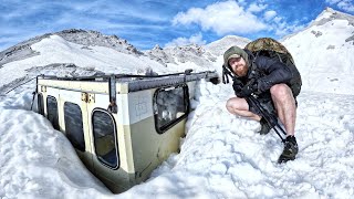 Rescue capsule found in the snow | 🇦🇹 4-day mountain trek - Part 1