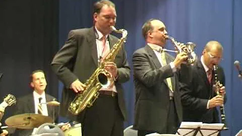 Engelbert Wrobel's Swing Society plays 'Panama'