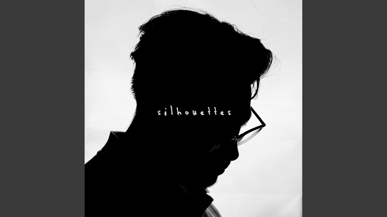 Guarda silhouettes su YouTube Guarda silhouettes su YouTube