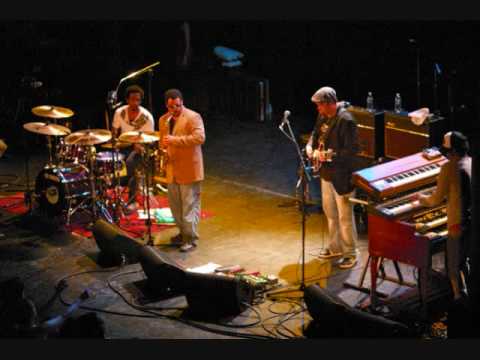 Soulive w/ Dave Matthews - Joyful Girl - 5/23/02 -...