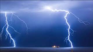 LOUD CRACKLING THUNDER WITH RAIN SOUNDS (awesome & very relaxing) :)