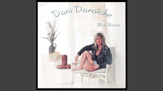 Video thumbnail of "Dani Daraîche - Blue roses"