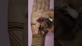 Beautiful Floral Back Hand Mehndi Design | Stylish Arabic Henna Pattern