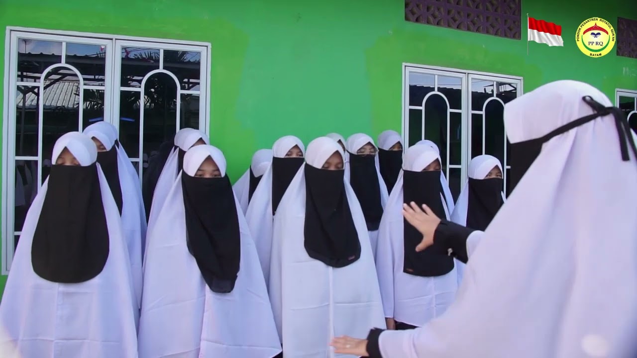 Upacara Kemerdekaan RI ke 77 Mahad Royatul Qur'an Batam