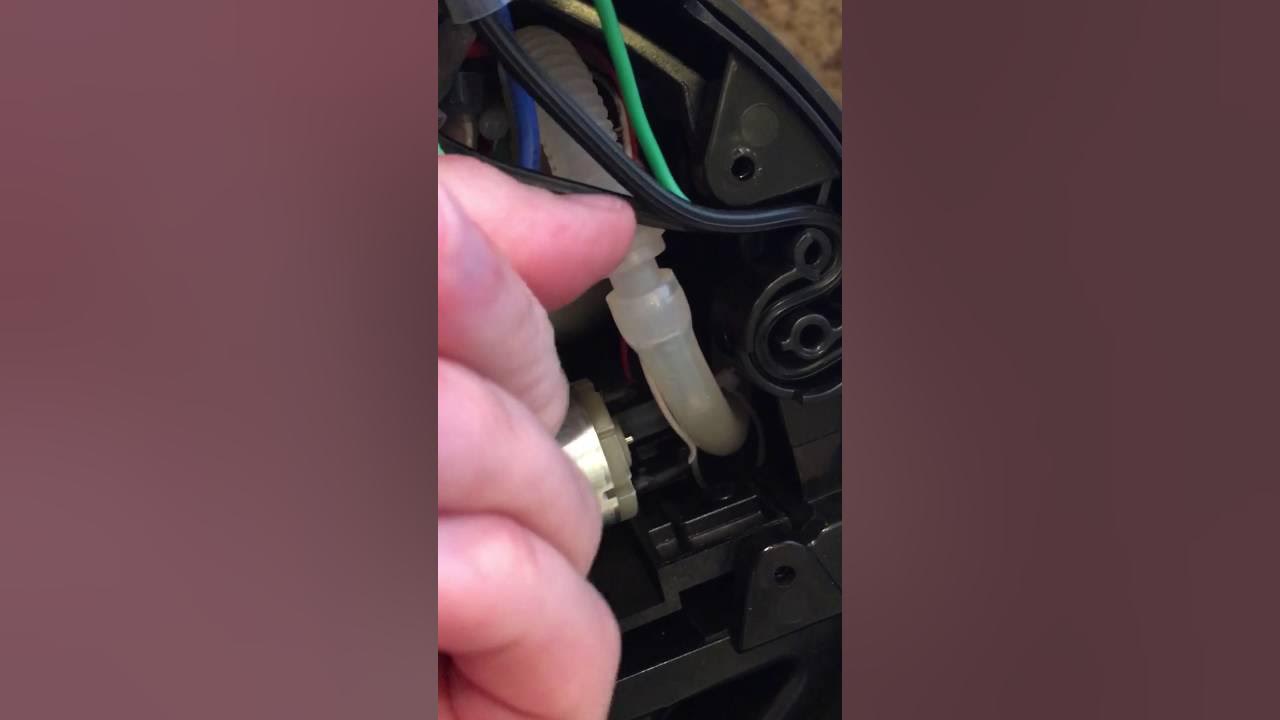 How to completely drain a Keurig B40 for storage. YouTube