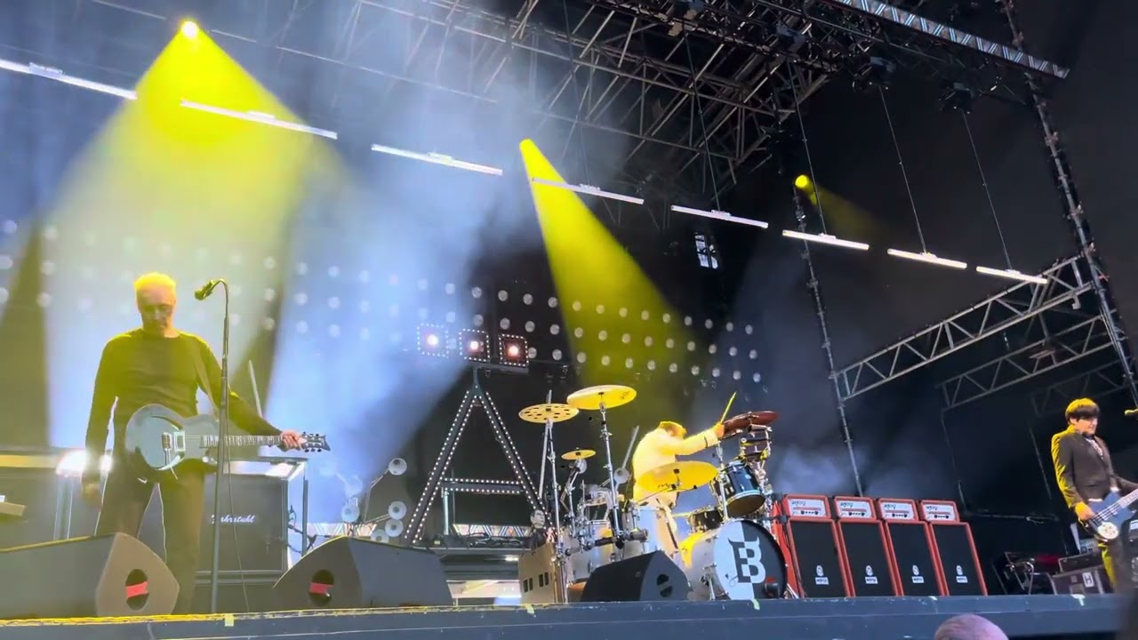 Die Ärzte - Intro / Wer verliert, hat schon verloren / Das Lied vom Scheitern @ Wien 30. August 2023