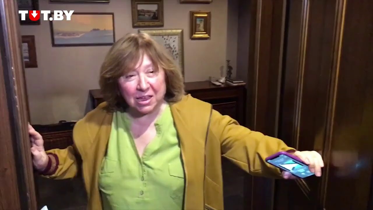 Писатель алексеевич нобелевский лауреат. Светлана алексиевич на вручении нобелевской премии. Писатель алексеевич нобелевский лауреат. Бунин лауреат нобелевской премии. Иван алексеевич бунин нобелевская премия.