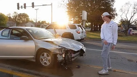 I CRASHED MY CAR!