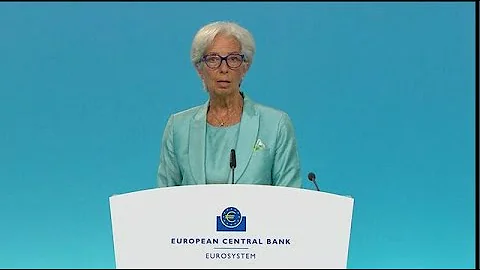 ECB's Lagarde Says Economic Risks Are `Broadly Balanced'