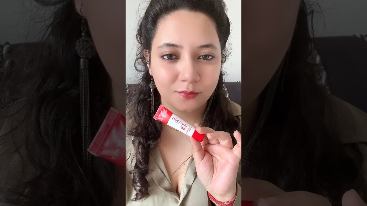 * Not Sponsored * DOT & KEY Gloss Boss Lip Balm Review: Strawberry Crush, Vitamin C + E, SPF 30