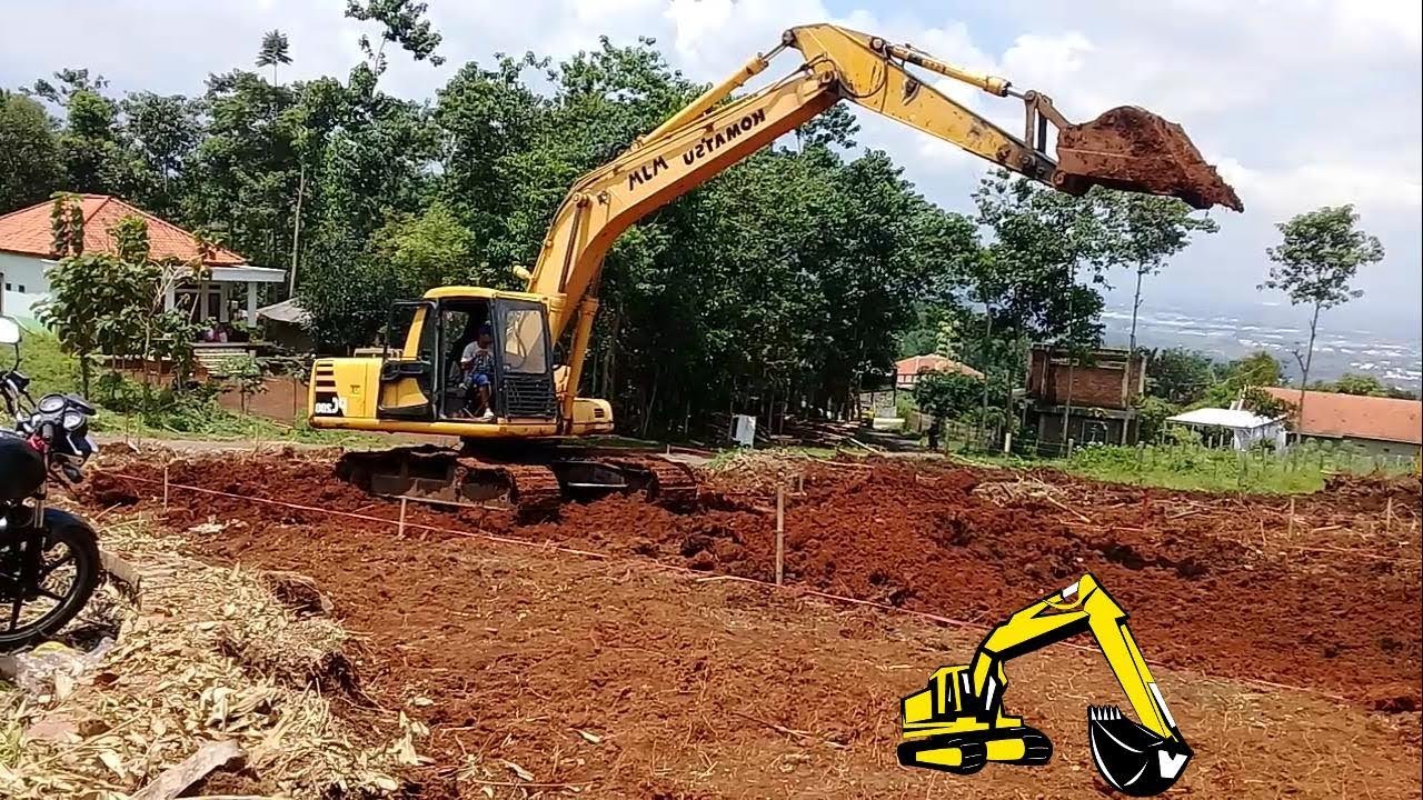  Beko Excavator  Sedang Meratakan Tanah Excavator  sangat 