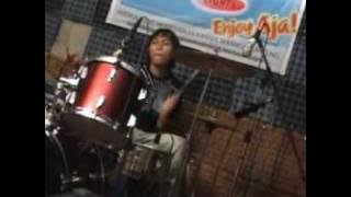 OJO DI PEKSO ( NONGKO LONDO BAND )