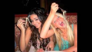 SUPER rare Vanessa Hudgens pictures