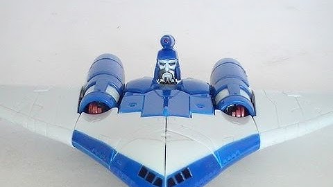 Transformers Generations Scourge review