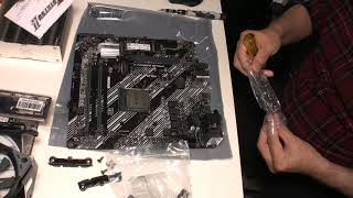 ASUS PRIME B550M-K にCPU・メモリーと虎徹Ⅱを実装