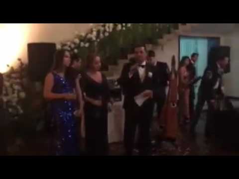 Video: Cómo Felicitar A Tu Hija En Una Boda