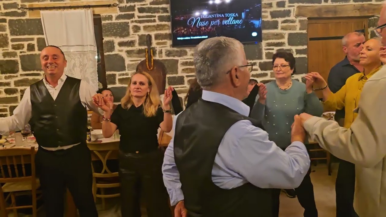 Hotel Ervehe në Përmet  21 shkurt 2026 MIKEL RAPAJ KLARINET SHPËTIM ARIAN ÇUNAI 